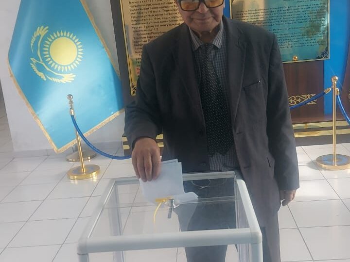 ҰЛЫТАУЛЫҚТАР РЕФЕРЕНДУМДА БЕЛСЕНДІЛІК ТАНЫТУДА