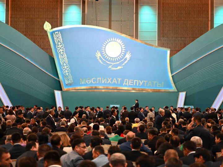 Мәслихат депутаттарының сайлаушылар алдындағы есебі көбіне формальді түрде өтеді – Президент