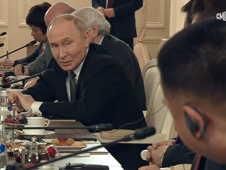 «Я не вижу никаких осложняющих моментов в развитии наших отношений» — Владимир Путин