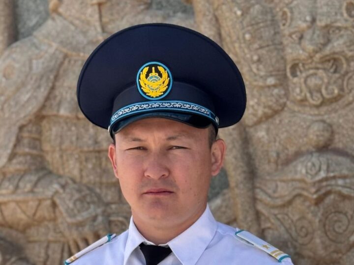 Көптің алғысын арқалаған