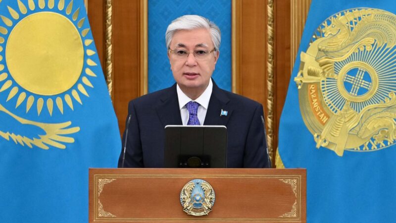 Мемлекет басшысы су шаруашылығы саласының қызметкерлерін марапаттады