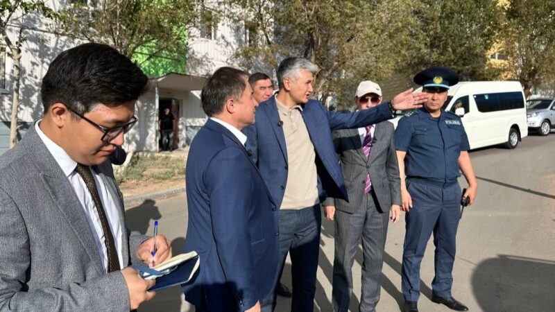 ҰЛЫТАУ ОБЛЫСЫНЫҢ ӘКІМІ ЖЕЗҚАЗҒАН ҚАЛАСЫНДАҒЫ ОЙЫН АЛАҢДАРЫНЫҢ ЖАЙЫН БАҚЫЛАДЫ