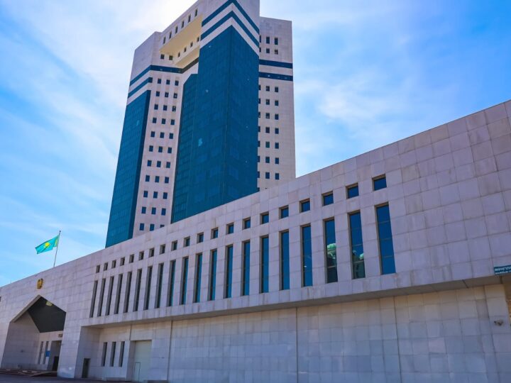 2024 жылғы Президент Жолдауын жүзеге асыру: Жүйелі реформалар еліміздегі медициналық көмек көрсету сапасы мен қолжетімділігін қалай арттыруда