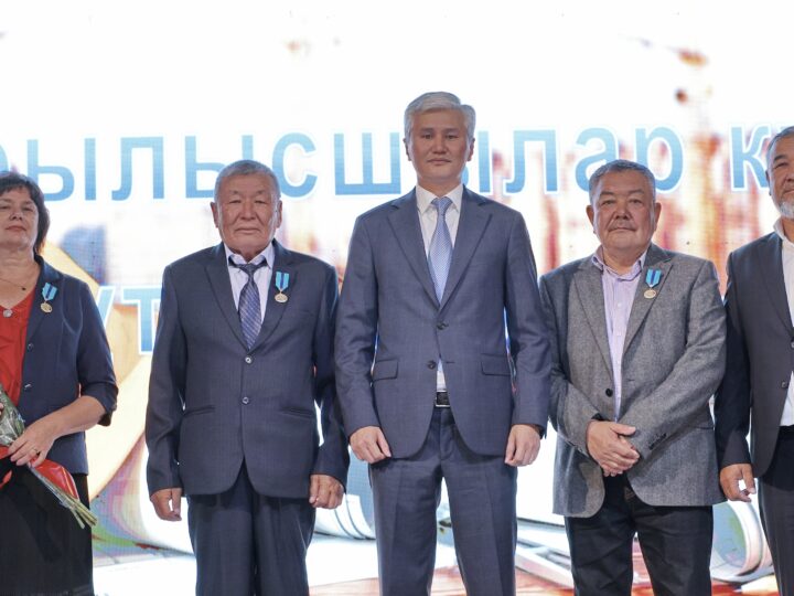 Құрылысшылар құрмет төрінде