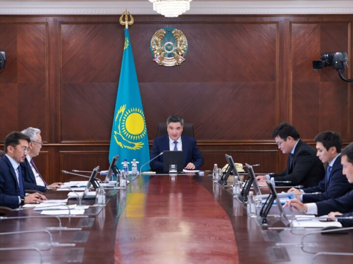 Олжас Бектенов Президент тапсырмаларын жүзеге асыру жөніндегі Цифрлық штаб отырысын өткізді