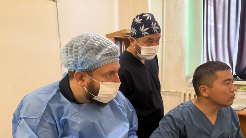 Білікті онкологтар қабылдау жүргізуде