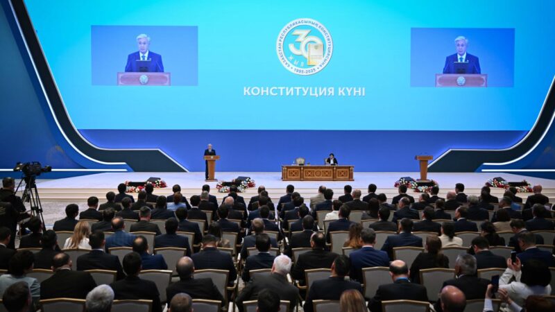 Мемлекет басшысы: Еліміздегі барлық маңызды шешімдерді бір ел болып талқылап, бірге қабылдайтын болдық
