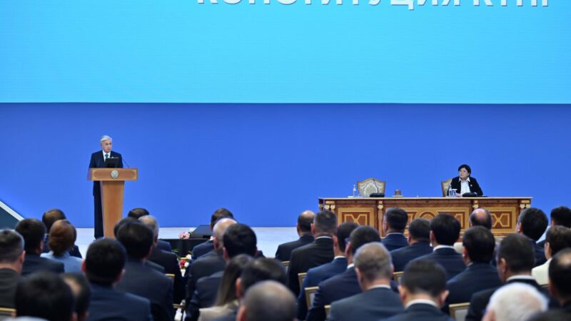 Мемлекет басшысы: Білімді жас ұрпақ келешекке көз тігеді
