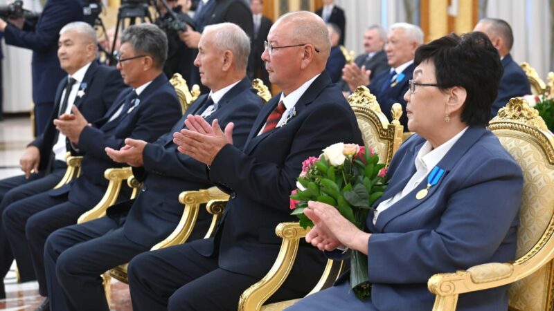 Мемлекет басшысы: «Қытайлық серіктестермен бірге мұнай-газ саласында көптеген жоба жүзеге асырылып жатыр»