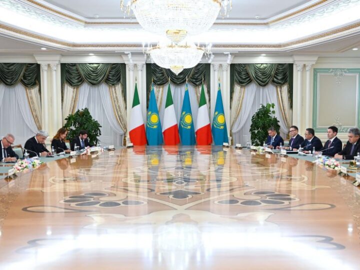Қазақстан мен Италия Президенттері кеңейтілген құрамда келіссөз жүргізді