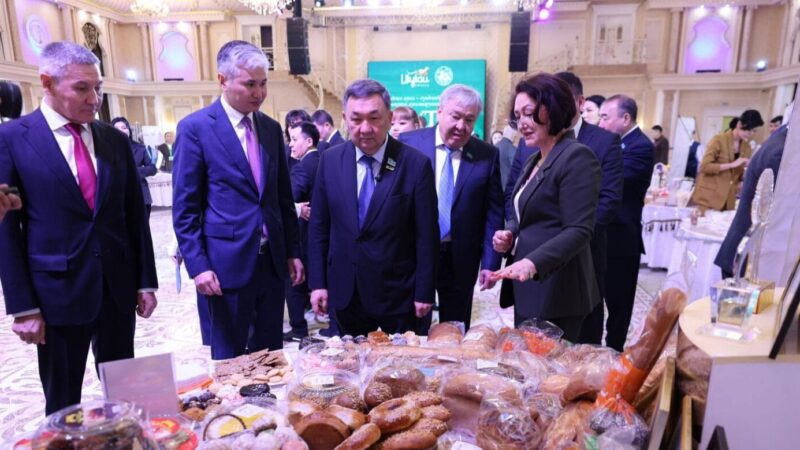 «Гүлденсе ауыл – гүлденеді еліміз»