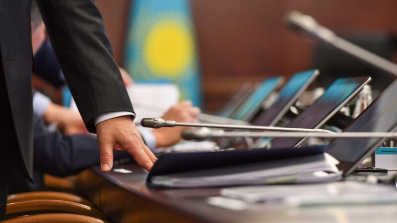 Мемлекеттік қызметшінің әдебі – халық сенімінің негізі