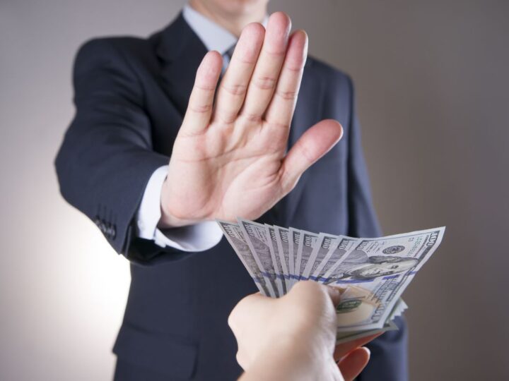 Қоғам үшін қауіпті дерт – жемқорлық