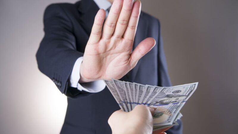 Қоғам үшін қауіпті дерт – жемқорлық