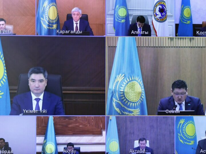 Премьер-Министр жұмыс қарқыны баяу Абай және Ұлытау облыстары әкімдерін тыңдады: өңірлерде полигондардың 36% және 53%-ы ғана жойылған