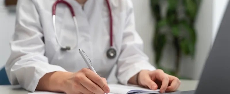 Жеке клиникада МӘМС бойынша медициналық қызметтерді қалай алуға болады?