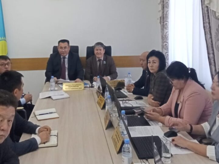 Әкім сессияда есеп берді