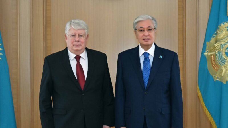 Президент Қасым-Жомарт Тоқаев Ресейдің Қазақстандағы елшісі Алексей Бородавкинді қабылдады