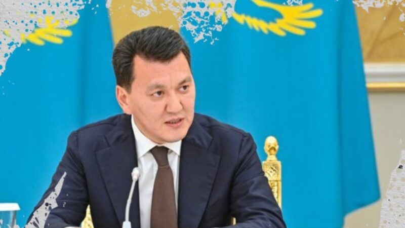 6 заң қабылданып, 10 заң жұмысқа алынды: Ерлан Қарин Бурабайда өткен құрылтайдың нәтижесіне тоқталды