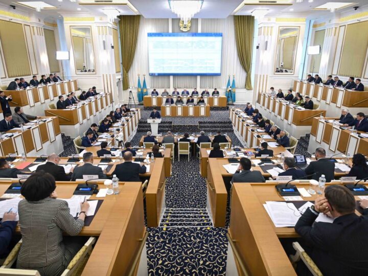 Қазақстанда неке мен отбасы құндылықтары конституциялық деңгейде күшейтіледі