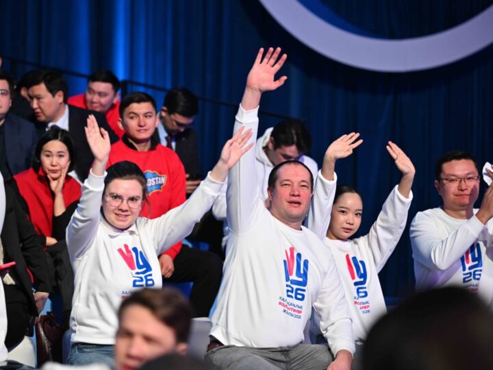 Президент: «Сіздер «Адал азамат» деген атқа лайықты істерді атқарып жүрсіздер»