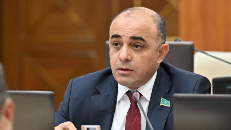 Магеррам Магеррамов: Қазақстан Халық партиясы жаңа Конституцияның жобасын бүкілхалықтық референдумға шығаруды ұсынды