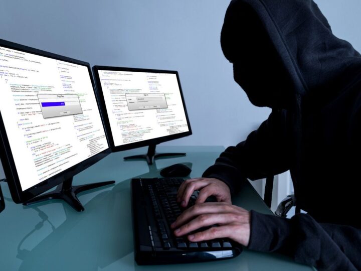 Интернет-алаяқтарынан сақ болыңыз!