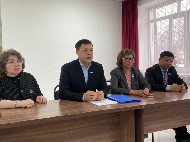 «Әділетті және Прогрессивті Қазақстанның Халықтық Конституциясы үшін!» коалициясы: Жаңаарқа ауданында ашық кездесу өтті