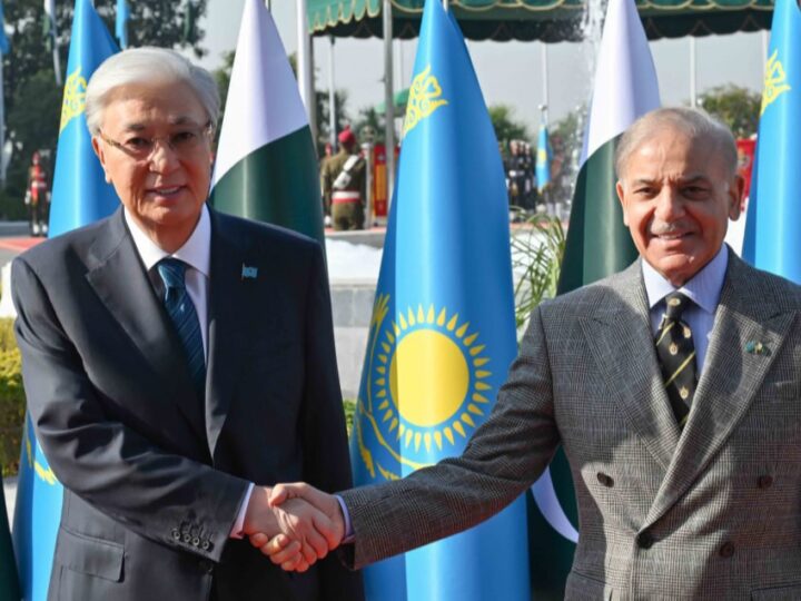 Пәкістан Премьер-Министрінің резиденциясында Президент Қасым-Жомарт Тоқаевты ресми қарсы алу рәсімі өтті