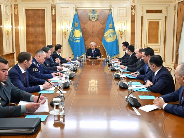 Президент азаматтардың құқығын қорғау және қоғамдық тәртіпті сақтау мәселелері бойынша жиын өткізді