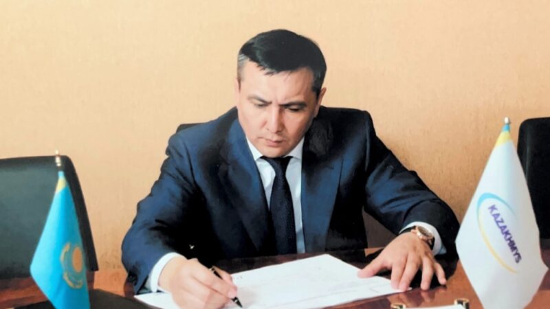 Білікті маман, іскер басшы