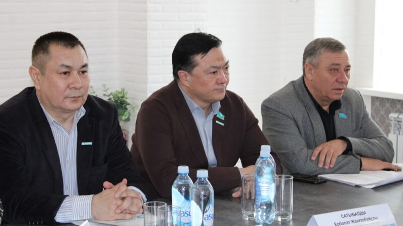 «Әділетті және Прогрессивті Қазақстанның Халықтық Конституциясы үшін!»