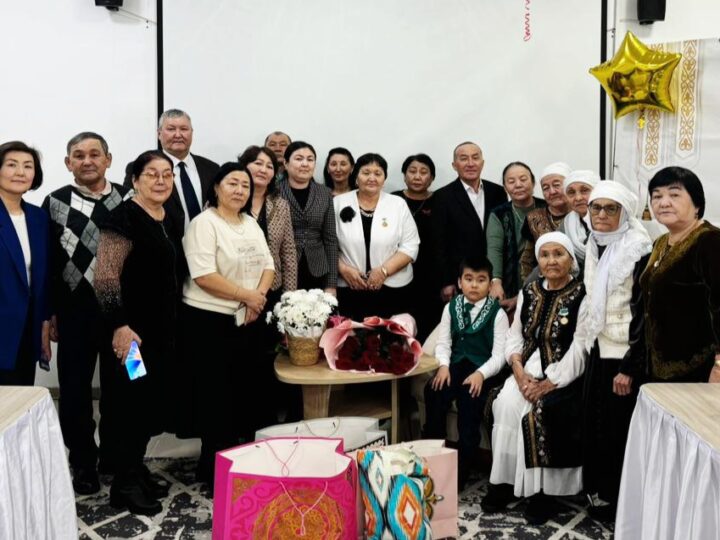 Ардагер кітапханашы – құрмет құшағында