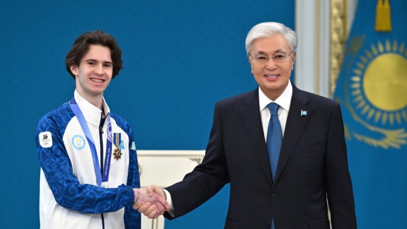 Мемлекет басшысы XXV Қысқы Олимпиада ойындарының чемпионы Михаил Шайдоровты марапаттады