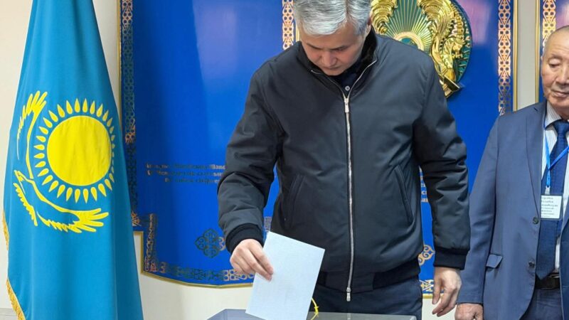 Облыс әкімі дауыс берді