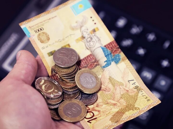 Сатушы қолма қол ақшамен төлесең, тауардың бағасы арзандау болады дейді. Бұл дұрыс па?