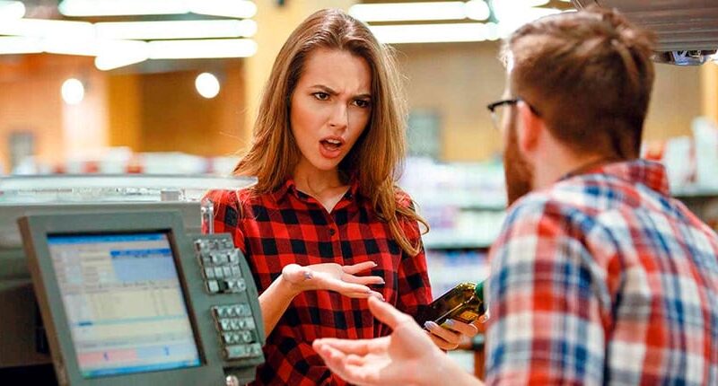 Как потребителью получить деньги при возврате товара