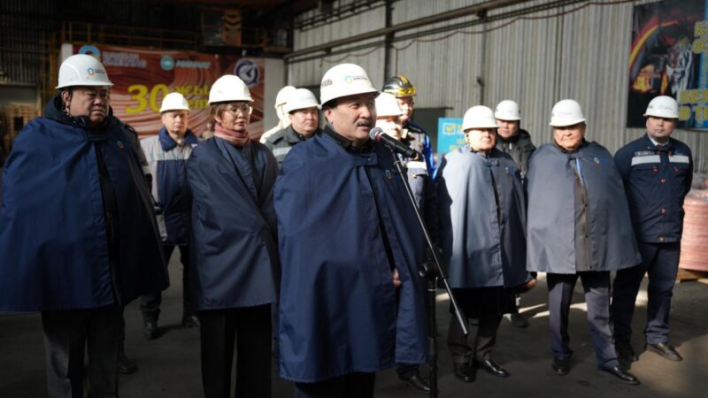 «Kazkat» зауытының жұмысшылары конституциялық реформаны және алдағы референдумды қолдады