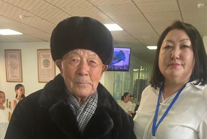 Қарттар да референдумнан тыс қалмады