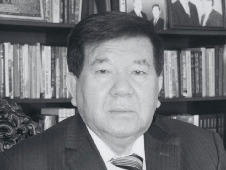 Қасым-Жомарт Тоқаев Мұхтар Шахановтың қайтыс болуына байланысты көңіл айтты