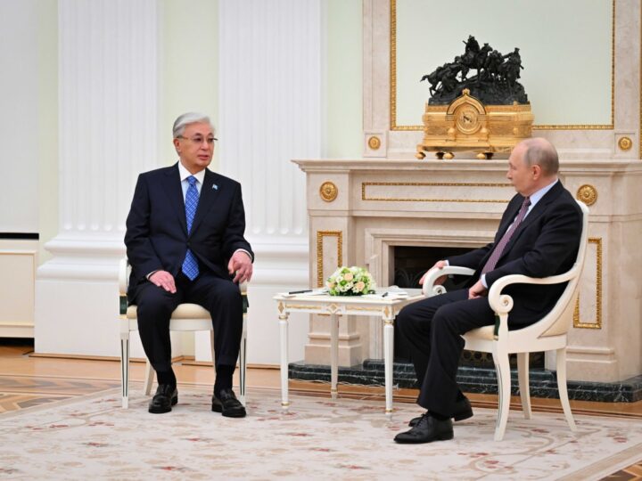 Владимир Путин Қасым-Жомарт Тоқаевтың екі мемлекет арасындағы қарым-қатынасты дамытуға елеулі үлес қосып отырғанын жеткізді