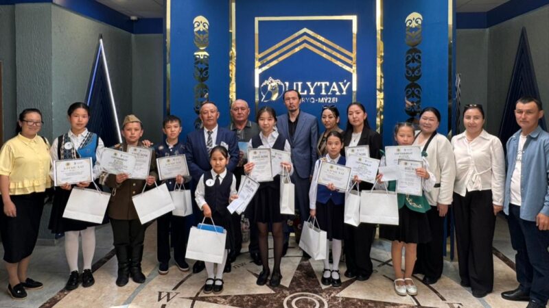 Жас таланттар бақ сынасты