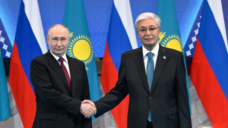 Қазақстан мен Ресей президенттері шағын құрамда келіссөз жүргізді