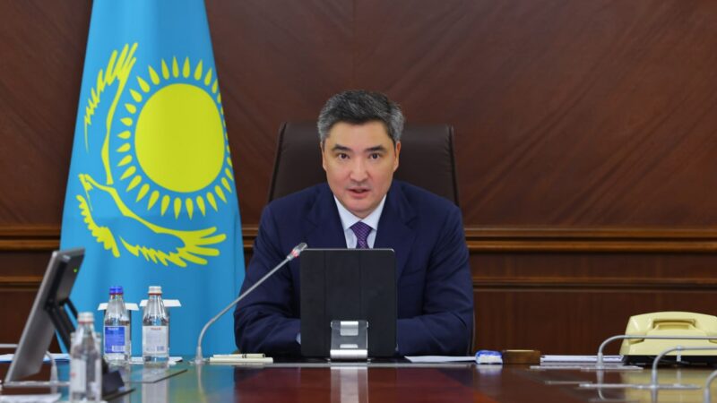 Олжас Бектенов ЕАДБ кеңесінің отырысын өткізді: банктің 2027-2031 жылдарға арналған даму стратегиясы бекітілді