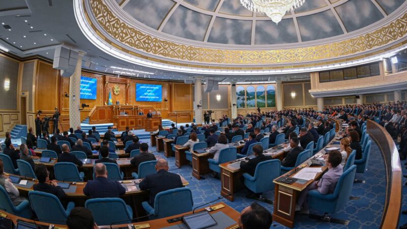 Мемлекет басшысы: Құрылтай технологиялық прогрестің жетекші факторы болады деп үміттенемін