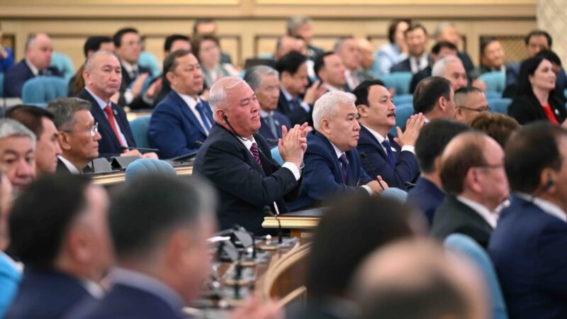 Мемлекет басшысы: Қазақстанды үлкен құрылыс алаңына айналдыруымыз керек