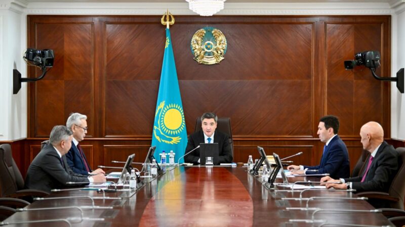 Олжас Бектенов: «Самұрық-Қазына» қоры барлық күш-жігерін Президенттің экономикалық өсім бойынша қойған міндеттерін жүзеге асыруға жұмылдыруы керек