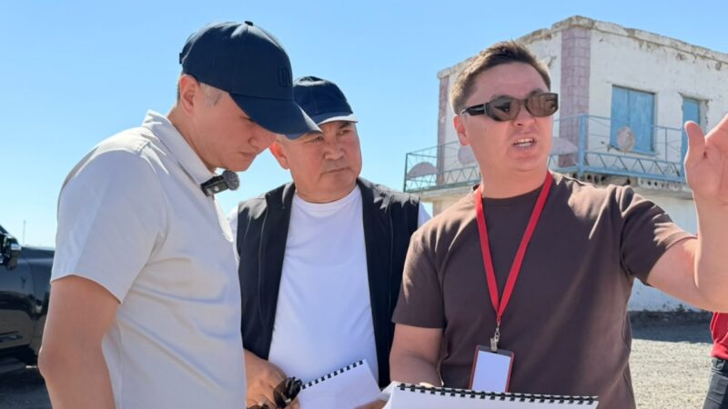 Жезді кентінің жаңа келбеті: тұрғындар сұранысымен кіреберіс арка бой көтеруде