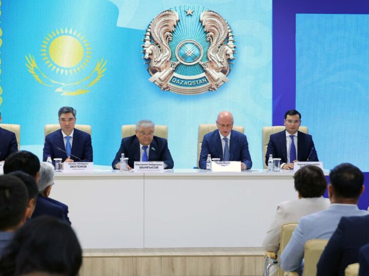 Мемлекет басшысының тапсырмасы бойынша Олжас Бектенов пен Роман Скляр Ұлытау облысының жаңа әкімін таныстырды