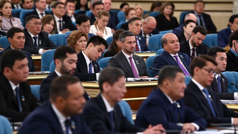 Қыркүйектің екінші жартысында Халық Кеңесі жасақталады